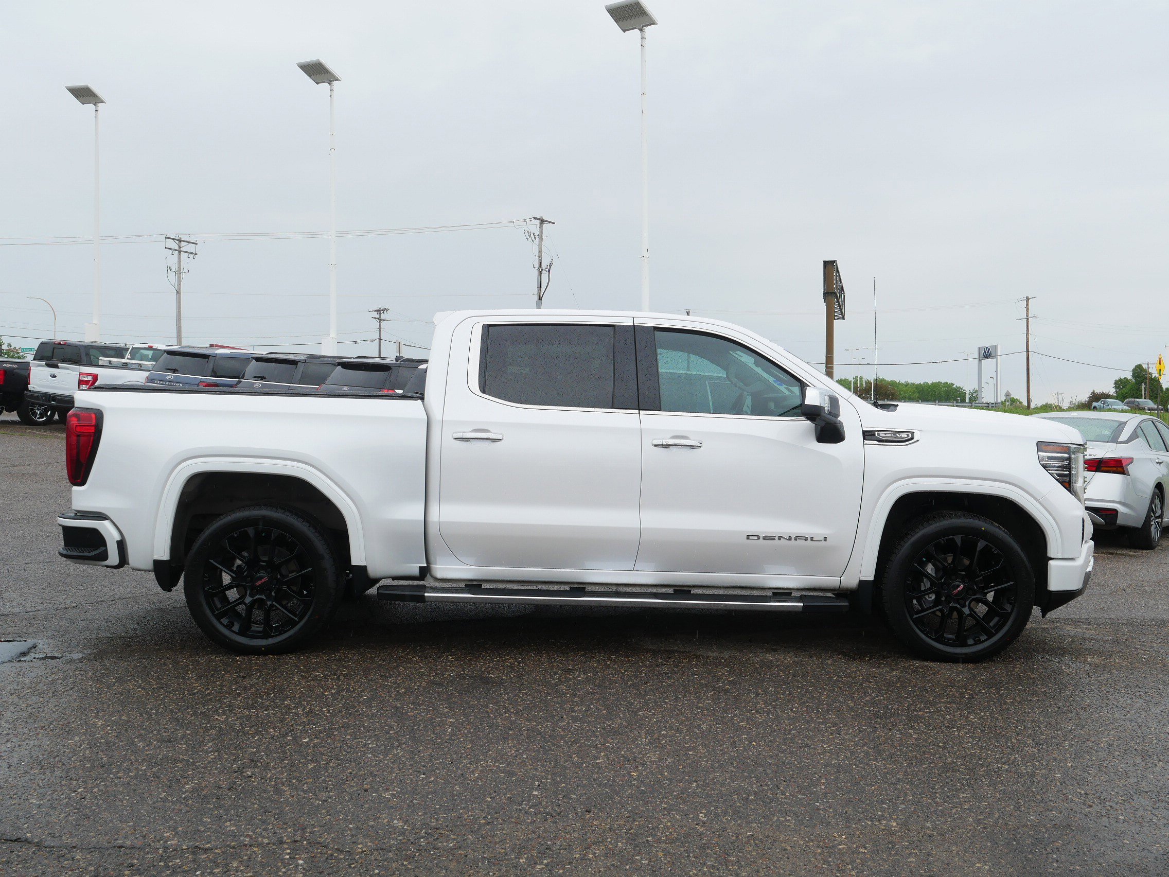 Used 2023 GMC Sierra 1500 Denali Denali with VIN 3GTUUGED6PG329656 for sale in Inver Grove Heights, Minnesota