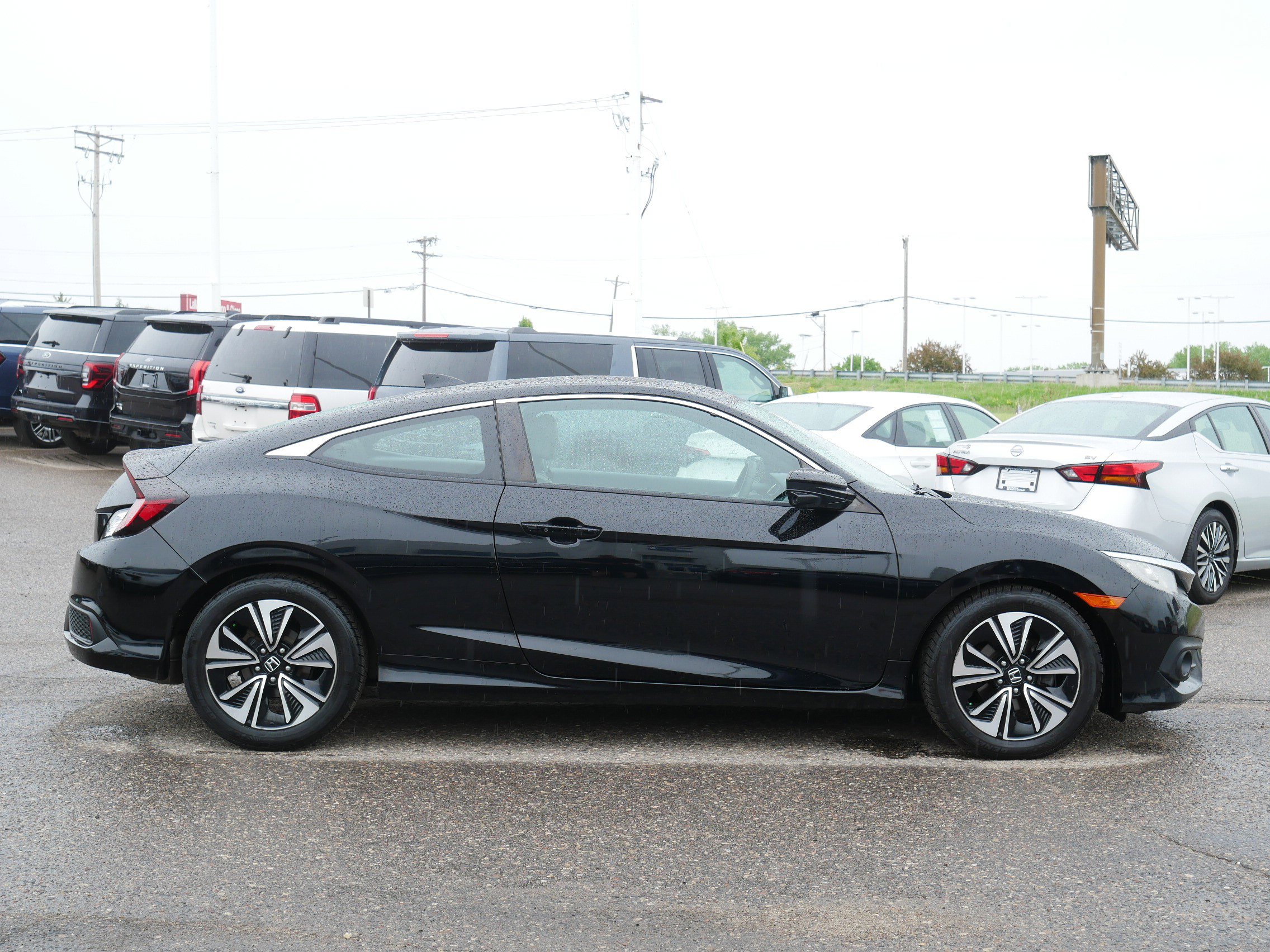Used 2016 Honda Civic EX with VIN 2HGFC3B30GH353002 for sale in Inver Grove Heights, Minnesota