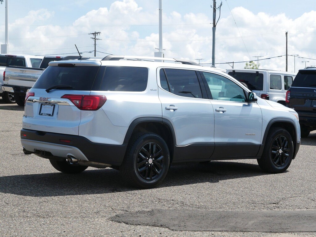 Used 2017 GMC Acadia SLE-2 SUV