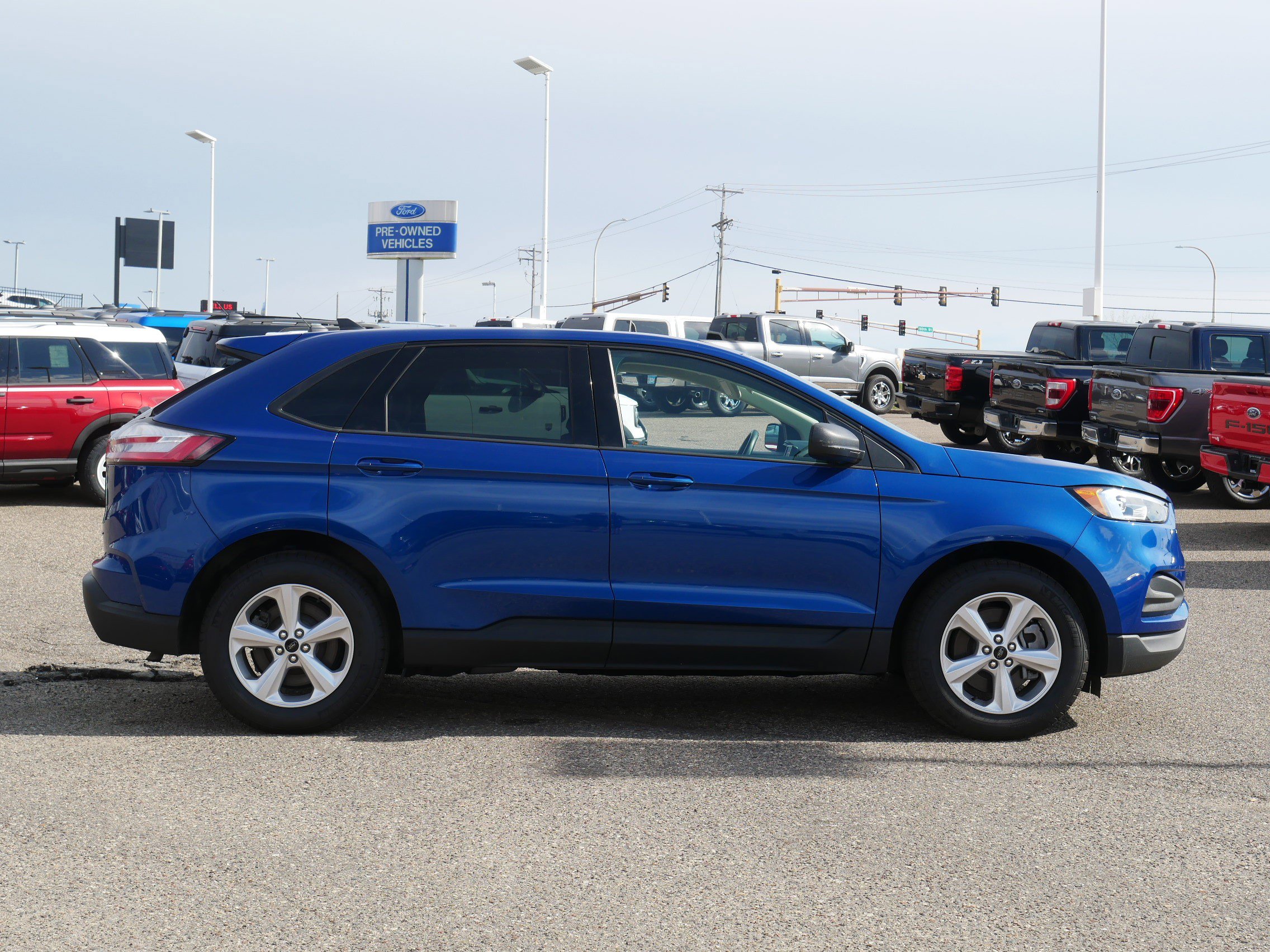 Used 2024 Ford Edge SE with VIN 2FMPK4G93RBA69034 for sale in Inver Grove Heights, Minnesota