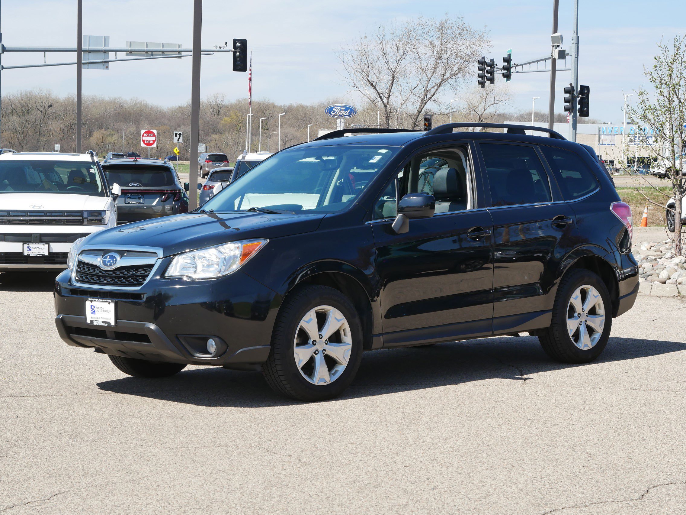 Used 2015 Subaru Forester i Limited with VIN JF2SJAHC1FH594295 for sale in Inver Grove Heights, Minnesota