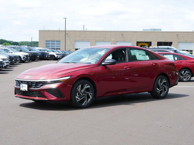 2025 Hyundai Elantra Hybrid SEL Sport photo 2