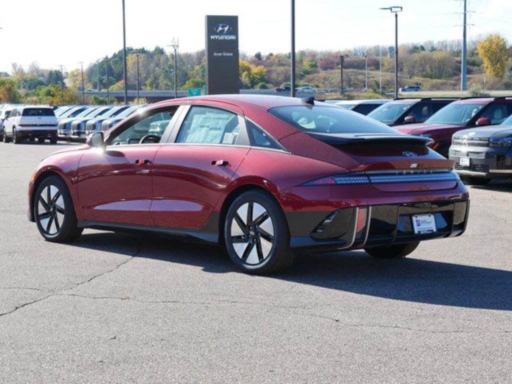 New 2025 Hyundai IONIQ 6 SE Sedan