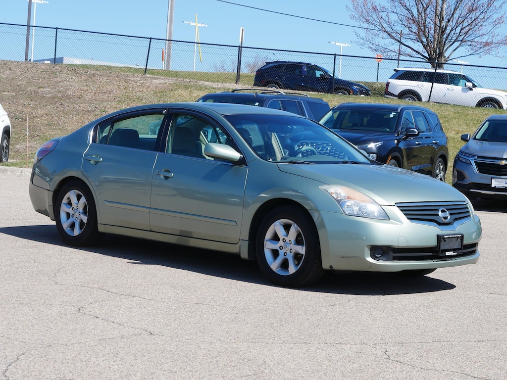 Used 2008 Nissan Altima 2.5 SL Sedan