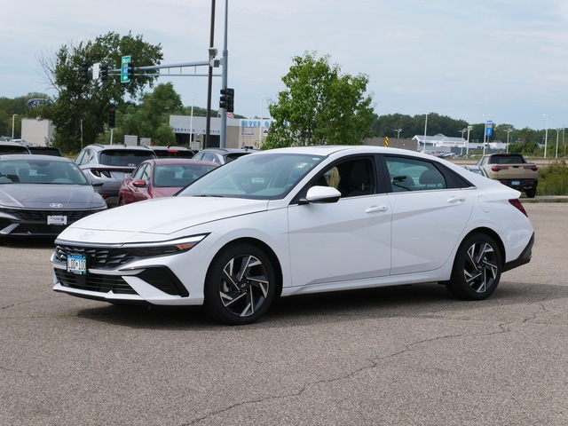 Certified 2024 Hyundai Elantra SEL with VIN KMHLS4DG5RU647064 for sale in Inver Grove, Minnesota