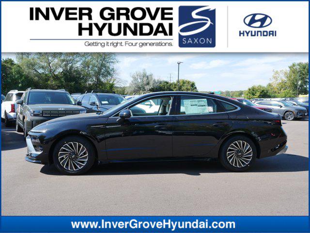 2025 Hyundai Sonata Hybrid SEL's photo