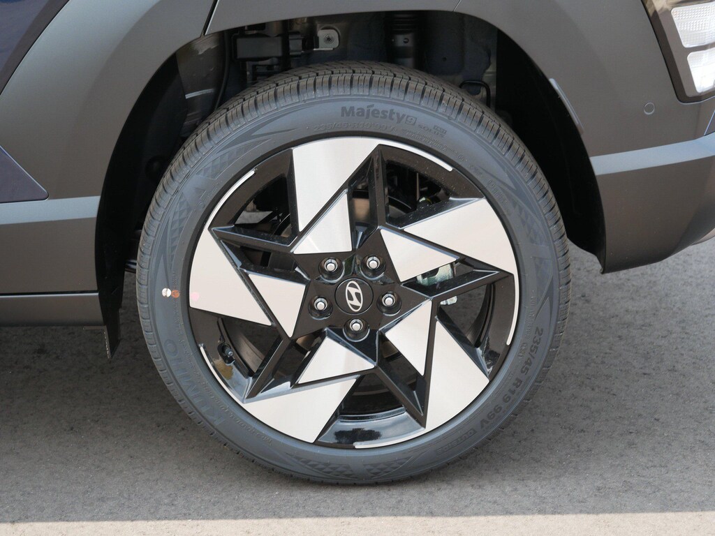 New 2026 Hyundai Kona Limited SUV
