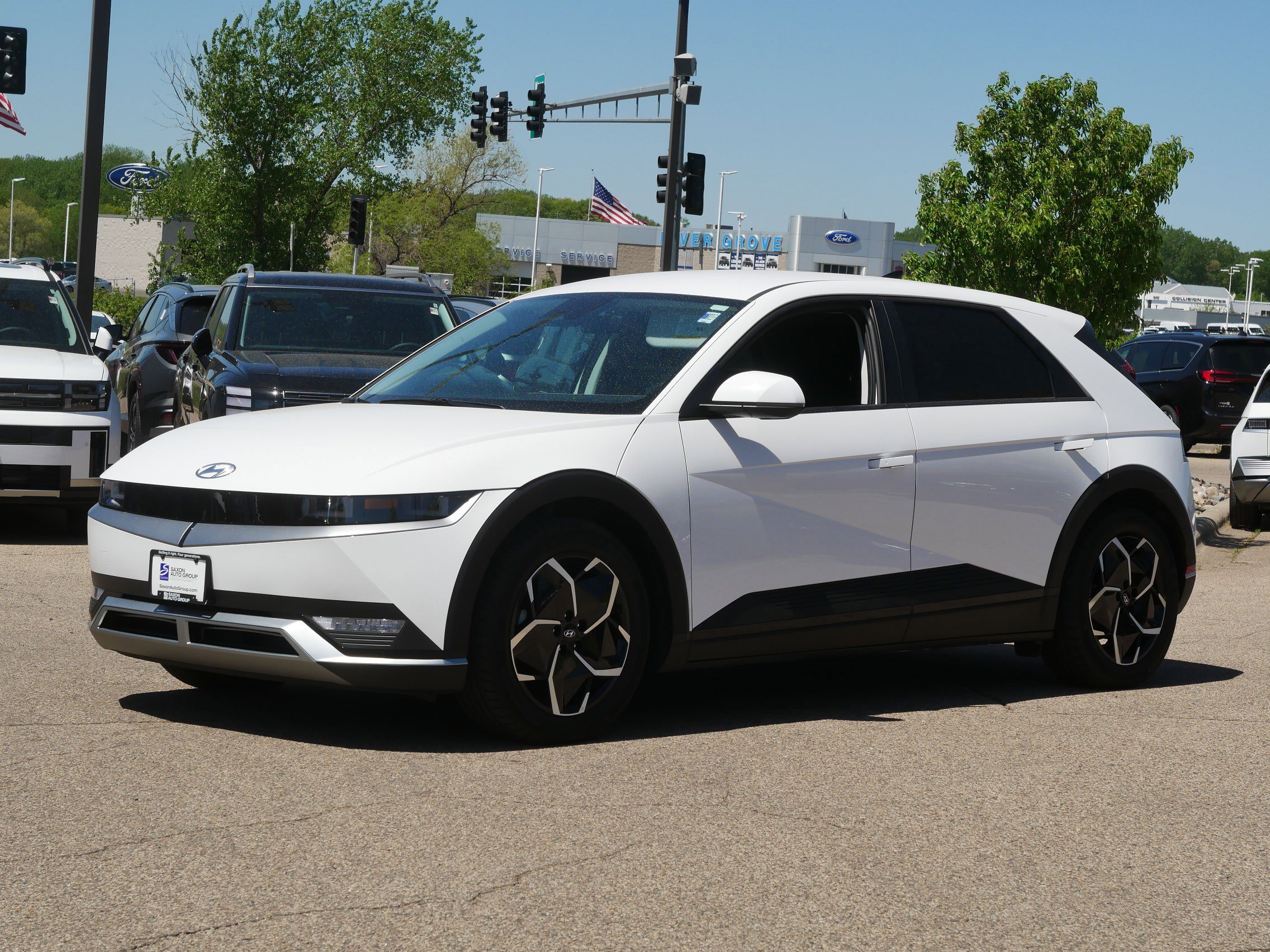 Used 2023 Hyundai IONIQ 5 SE with VIN KM8KM4ABXPU177335 for sale in Inver Grove Heights, MN