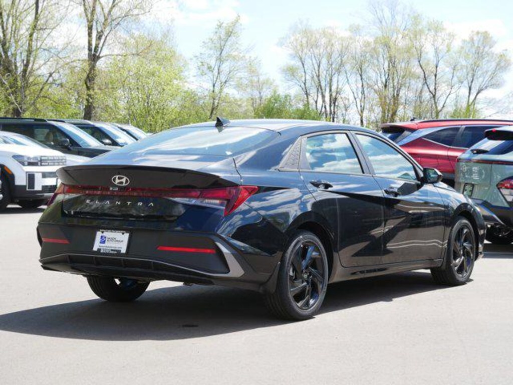 New 2026 Hyundai Elantra SEL Sport Sedan