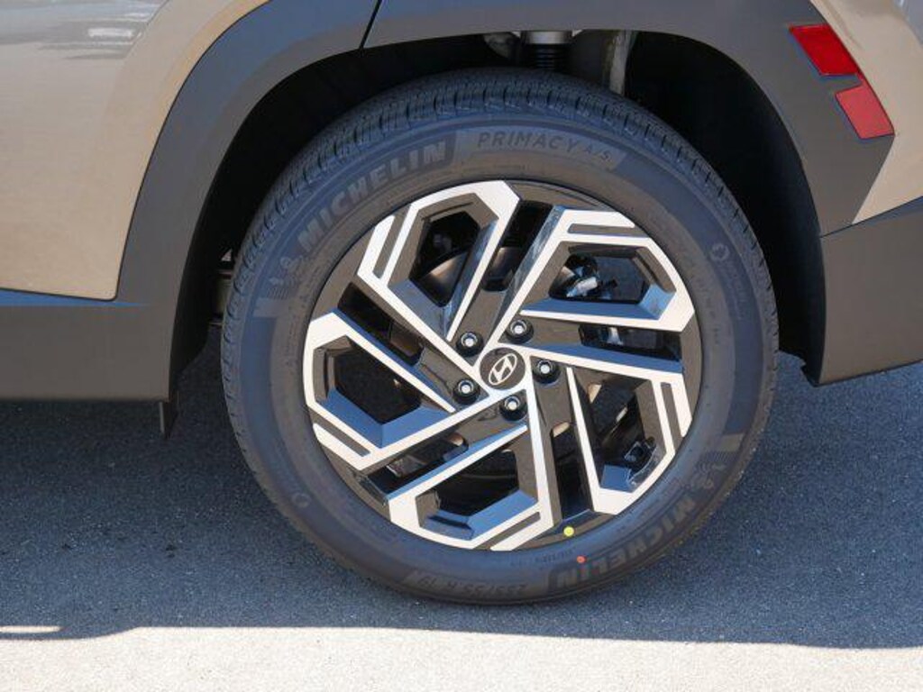 New 2026 Hyundai Tucson Plug-In Hybrid Limited SUV