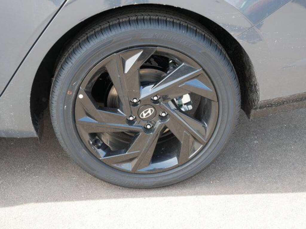 New 2026 Hyundai Elantra SEL Sport Sedan
