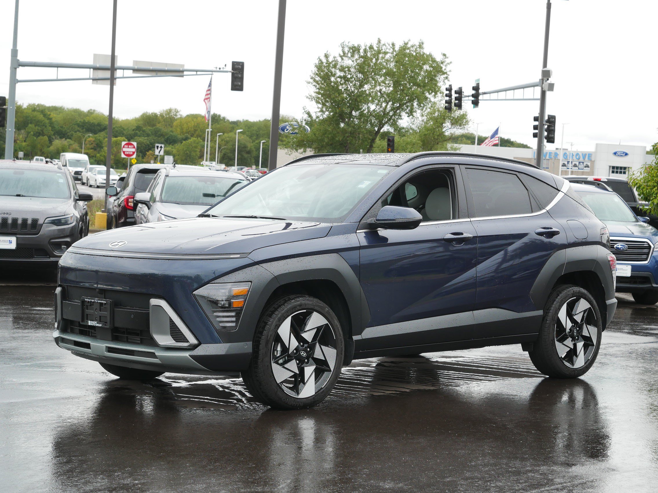Used 2024 Hyundai Kona Limited with VIN KM8HECA3XRU055698 for sale in Inver Grove Heights, Minnesota