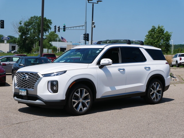 Used 2022 Hyundai Palisade SEL with VIN KM8R3DHEXNU385682 for sale in Inver Grove, Minnesota