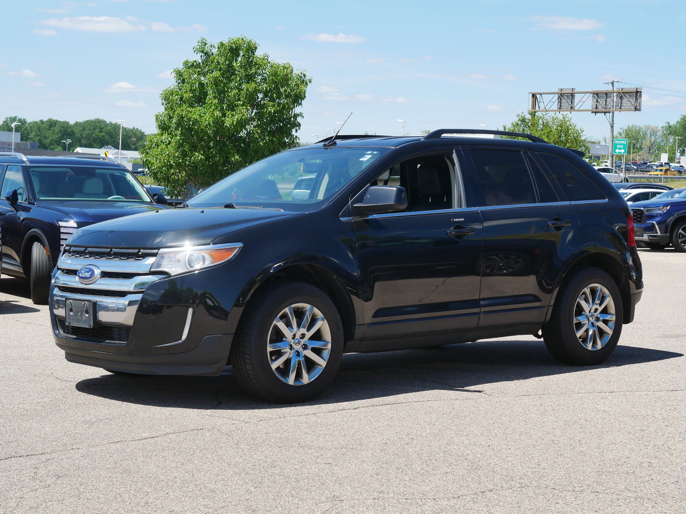Used 2011 Ford Edge Limited with VIN 2FMDK4KC8BBA11674 for sale in Inver Grove Heights, Minnesota