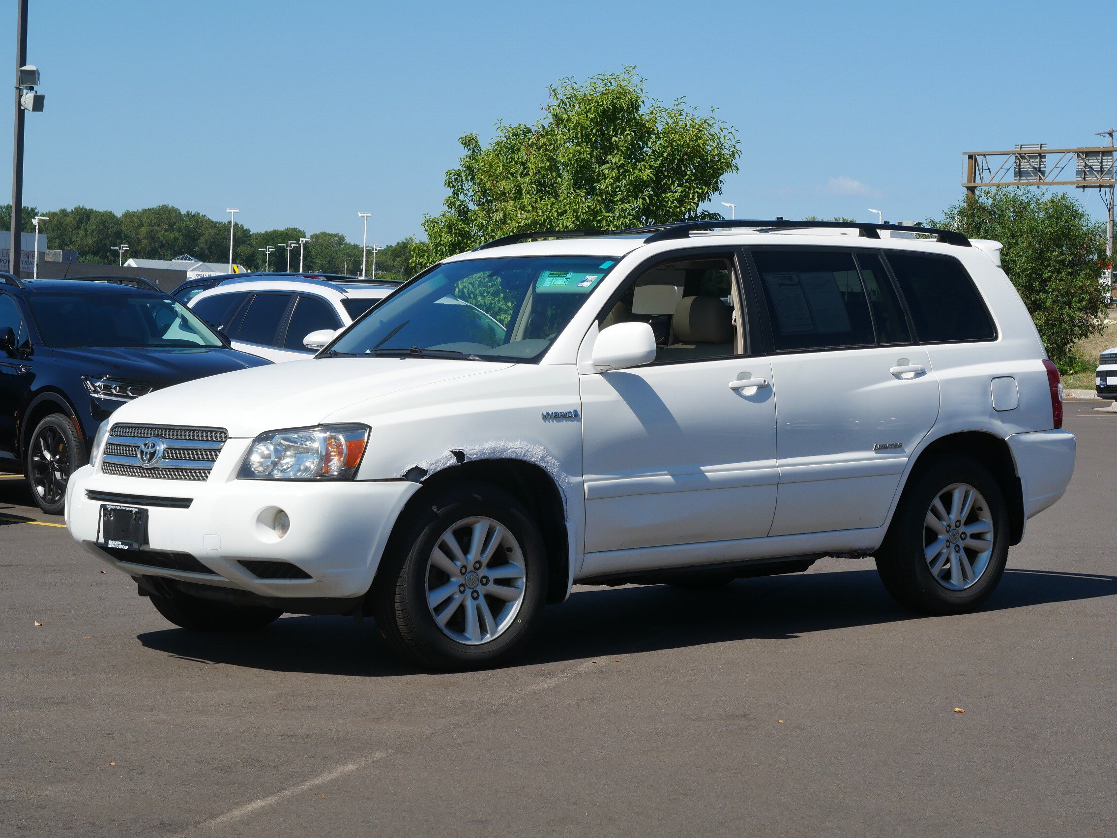 Used 2007 Toyota Highlander Hybrid with VIN JTEEW21A770042176 for sale in Inver Grove Heights, Minnesota
