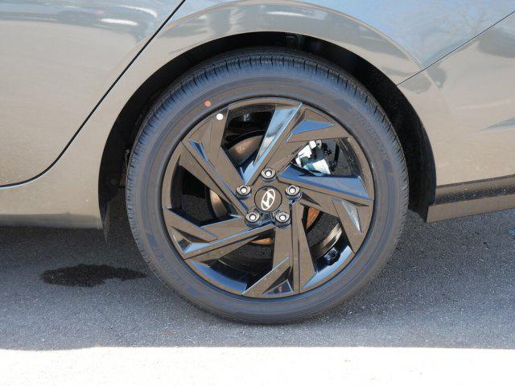 New 2026 Hyundai Elantra SEL Sport Premium Sedan