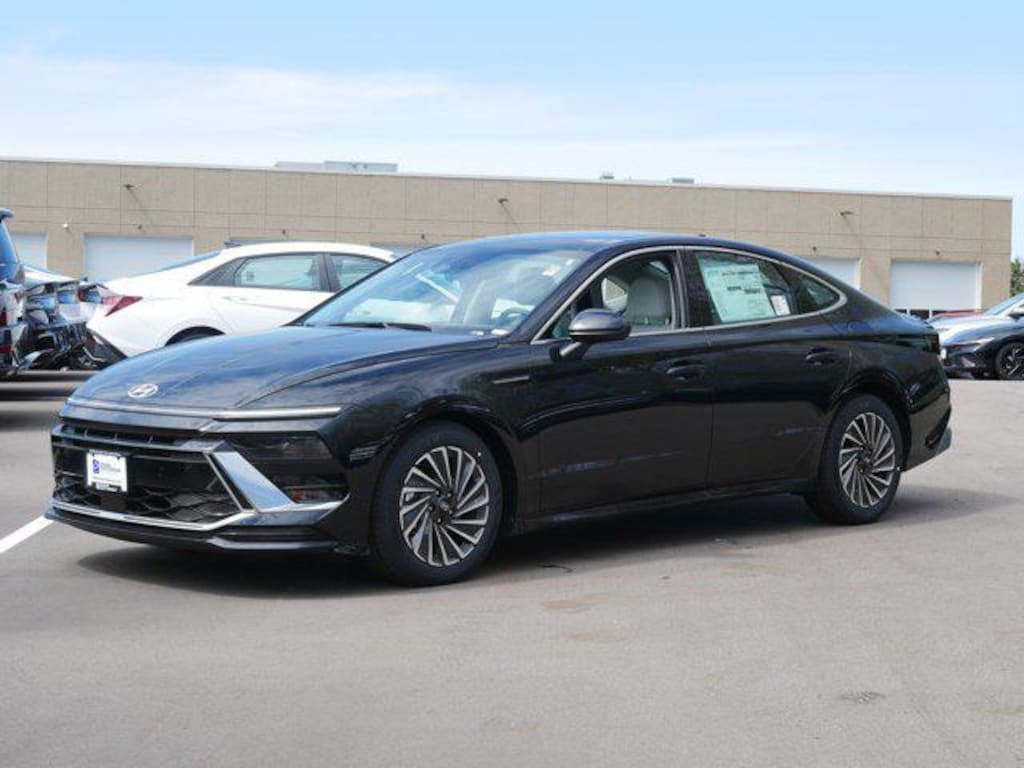 New 2026 Hyundai Sonata Hybrid SEL Sedan