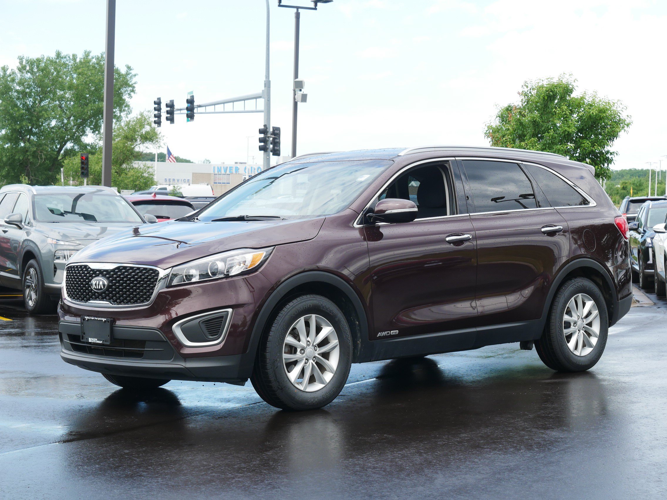 Used 2016 Kia Sorento LX with VIN 5XYPGDA51GG076391 for sale in Inver Grove Heights, Minnesota