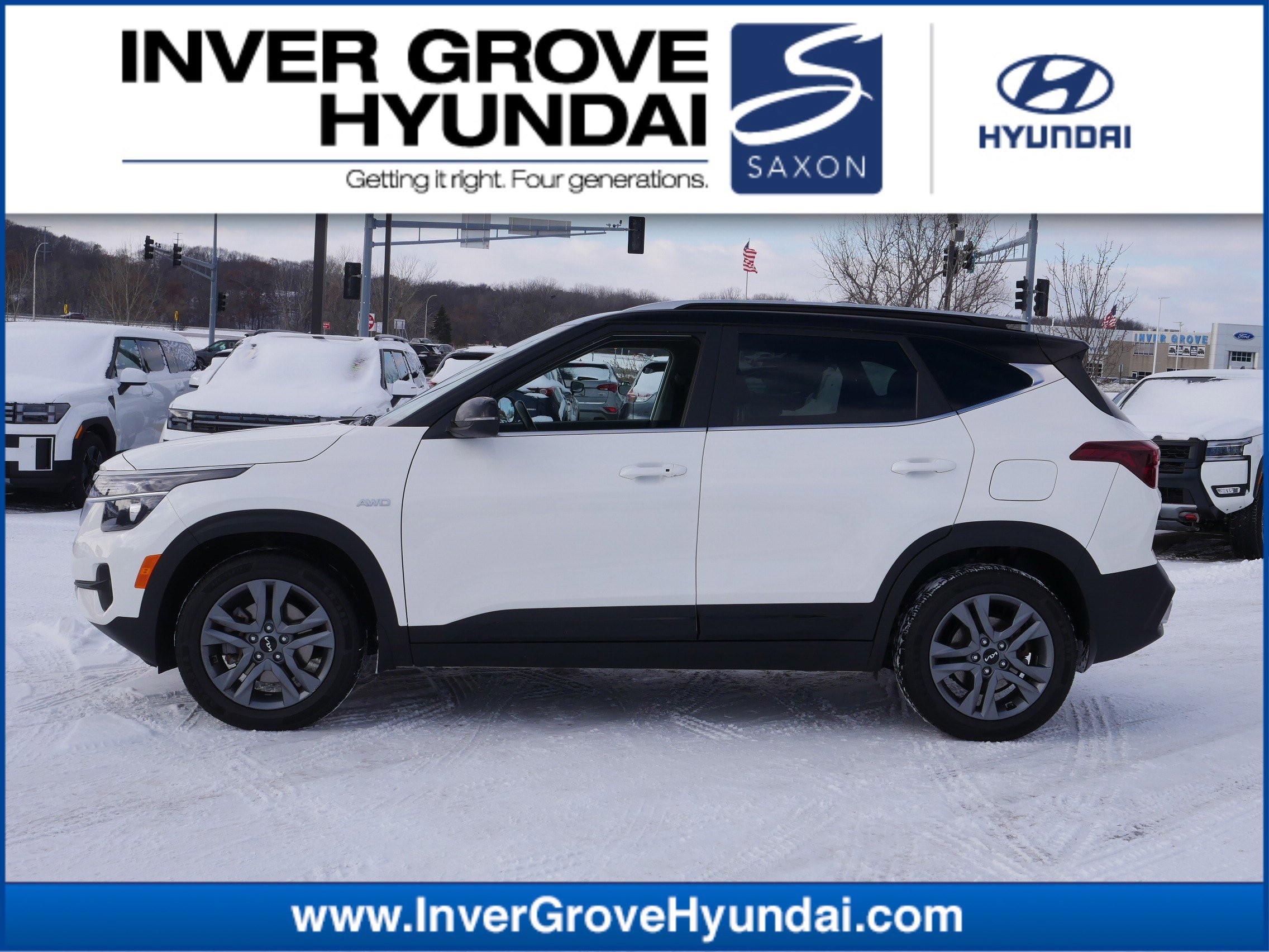 2023 Kia Seltos S's photo