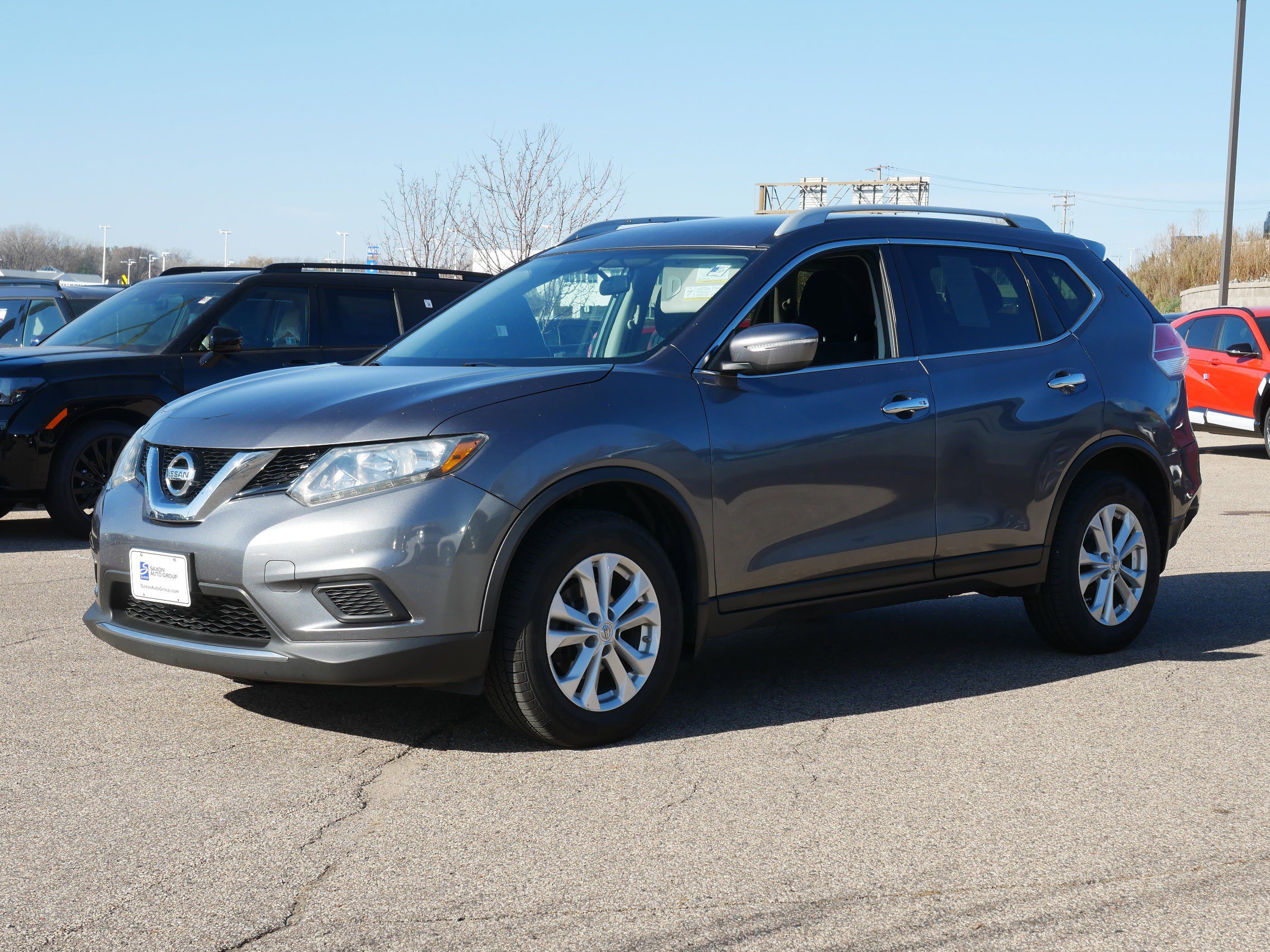 Used 2014 Nissan Rogue SV with VIN 5N1AT2MVXEC835831 for sale in Inver Grove Heights, Minnesota