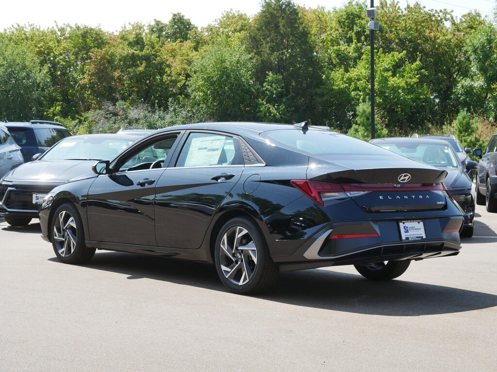 New 2026 Hyundai Elantra Limited Sedan