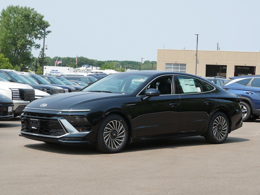 New 2026 Hyundai Sonata Hybrid SEL Sedan