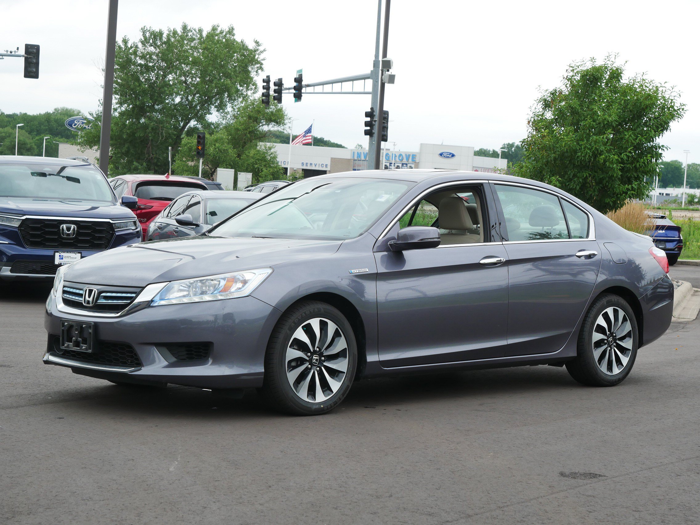 Used 2015 Honda Accord Hybrid Touring with VIN 1HGCR6F76FA014807 for sale in Inver Grove Heights, Minnesota