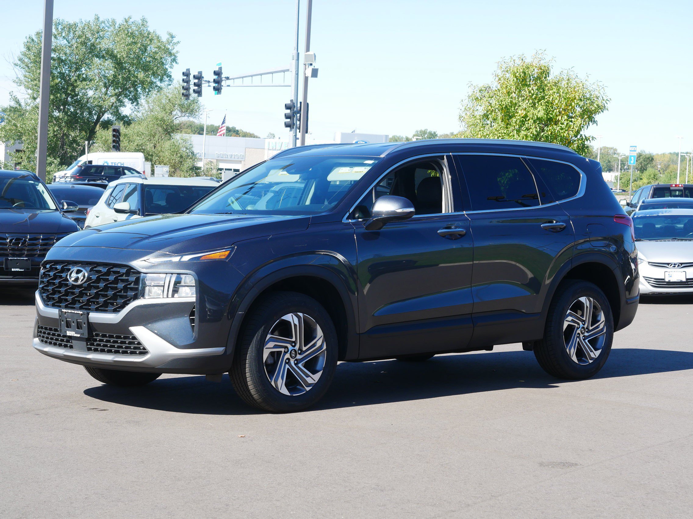 Used 2023 Hyundai Santa Fe SEL with VIN 5NMS2DAJ8PH652439 for sale in Inver Grove Heights, Minnesota