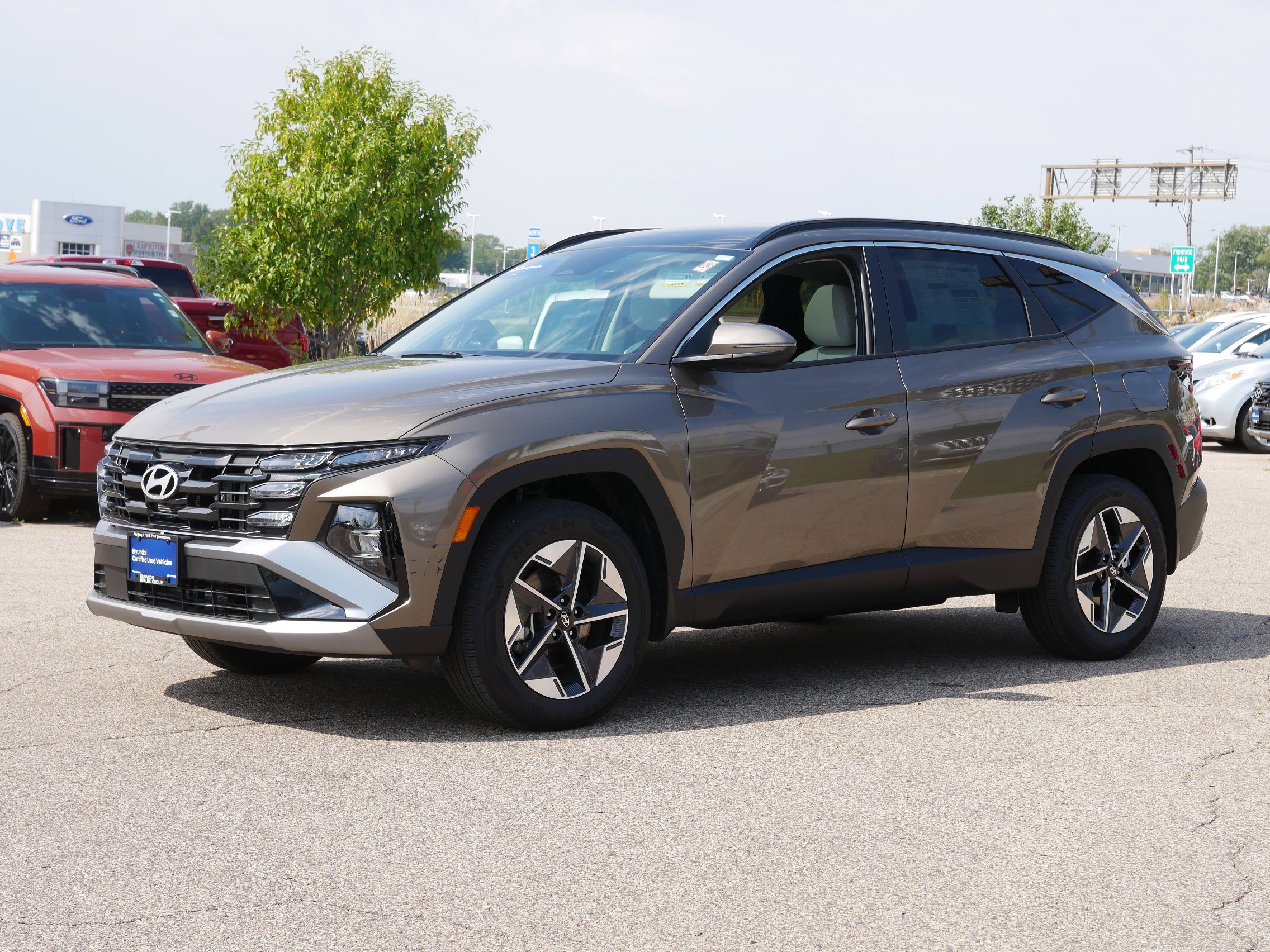 Certified 2025 Hyundai Tucson SEL Convenience with VIN KM8JCDD17SU320946 for sale in Inver Grove Heights, Minnesota