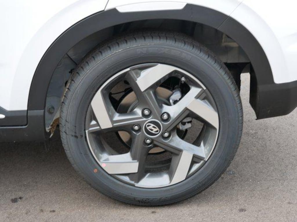 New 2026 Hyundai Venue SEL SUV