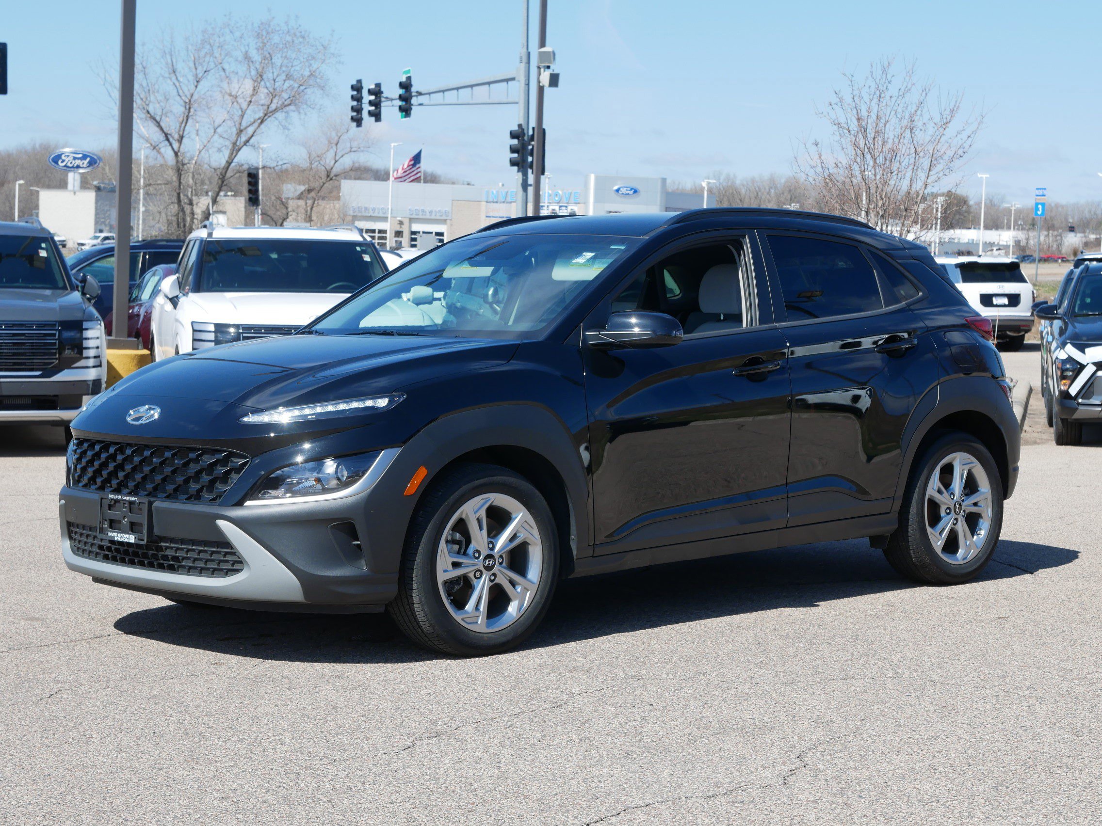 Used 2023 Hyundai Kona SEL with VIN KM8K6CAB7PU021824 for sale in Inver Grove Heights, Minnesota