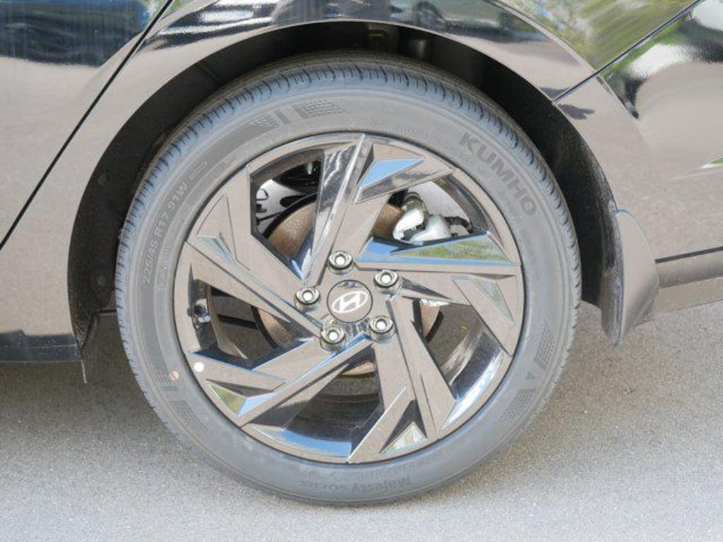 New 2026 Hyundai Elantra SEL Sport Sedan