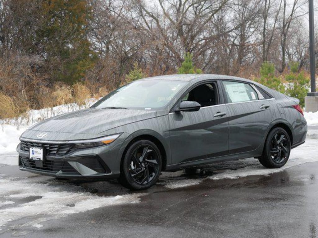 New 2026 Hyundai Elantra SEL Sport Sedan