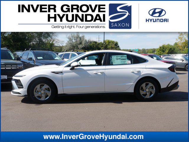 2025 Hyundai Sonata SE's photo