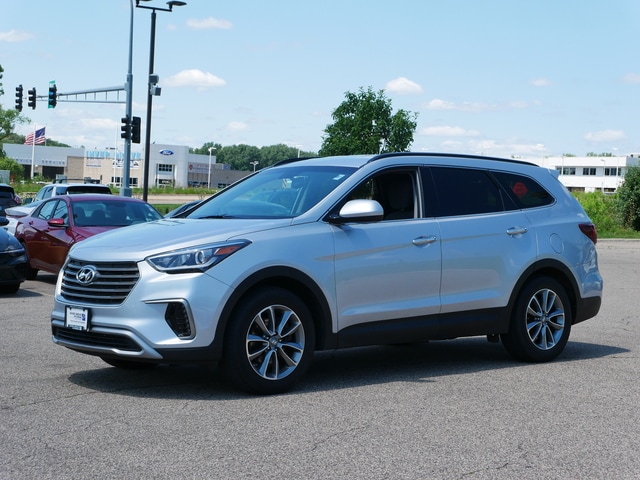 Used 2017 Hyundai Santa Fe SE with VIN KM8SMDHF3HU231214 for sale in Inver Grove, Minnesota