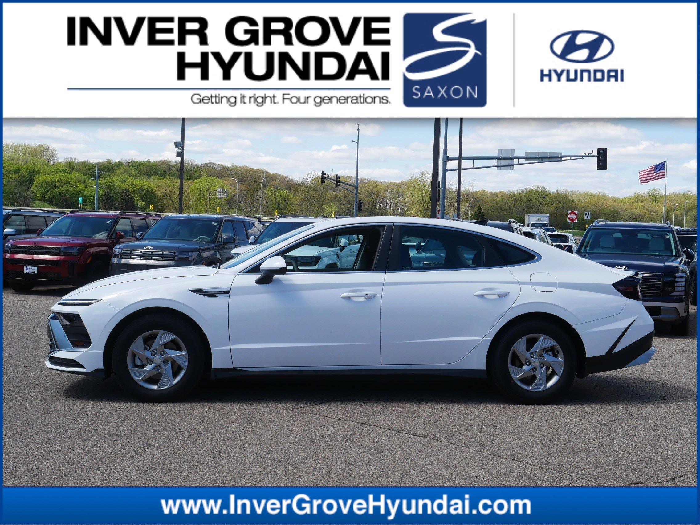 2025 Hyundai Sonata SE's photo