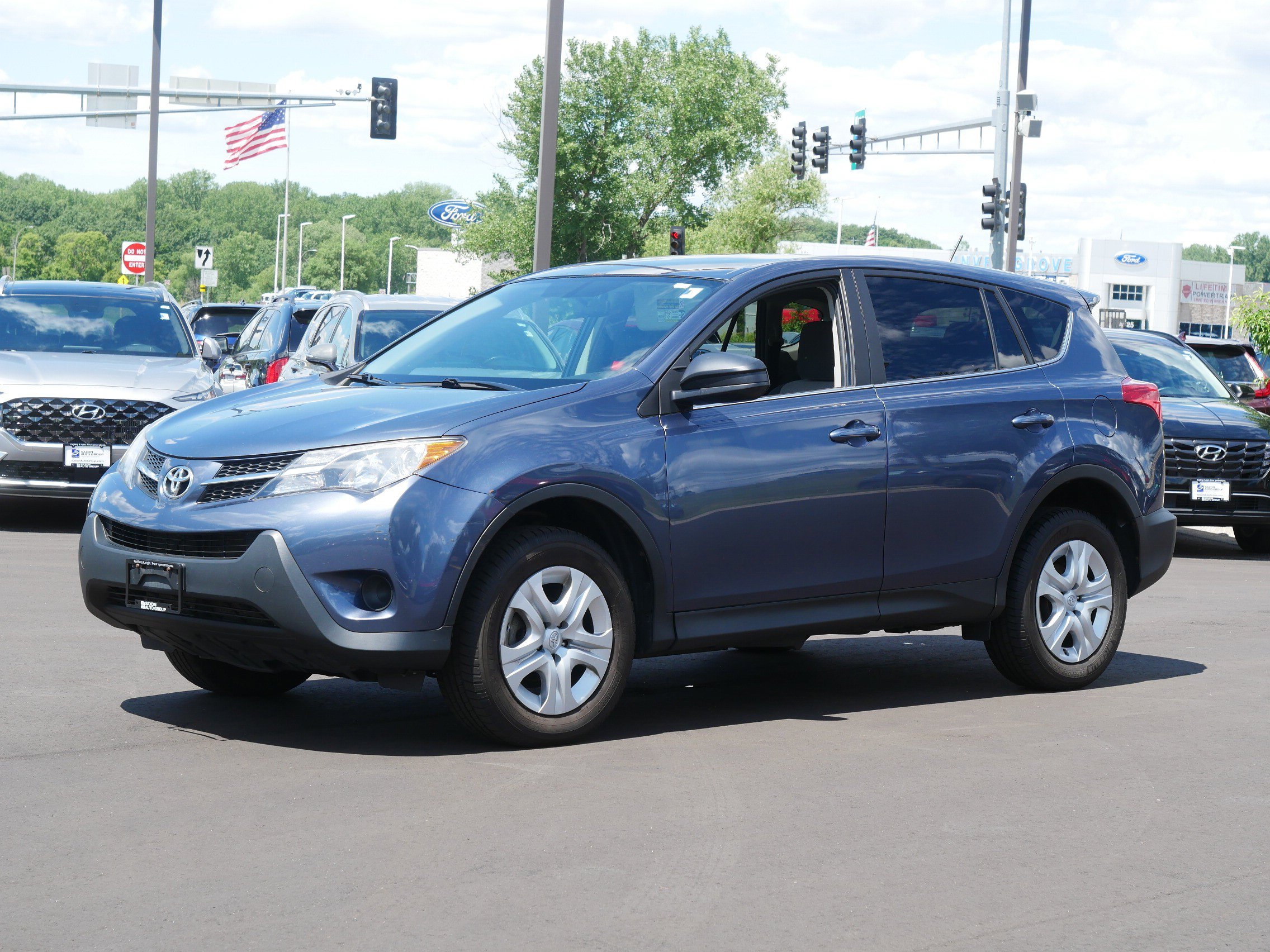 Used 2013 Toyota RAV4 LE with VIN 2T3BFREV8DW032129 for sale in Inver Grove Heights, Minnesota