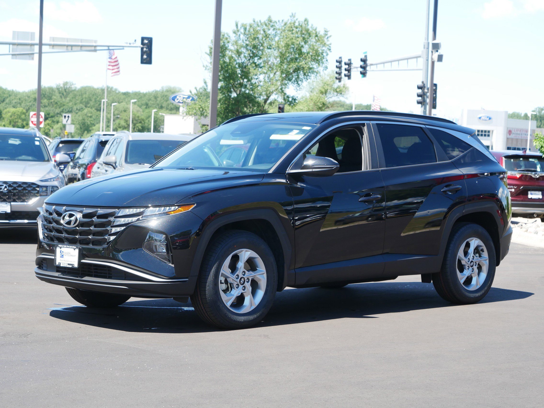 Used 2023 Hyundai Tucson SEL with VIN 5NMJBCAEXPH285472 for sale in Inver Grove Heights, Minnesota