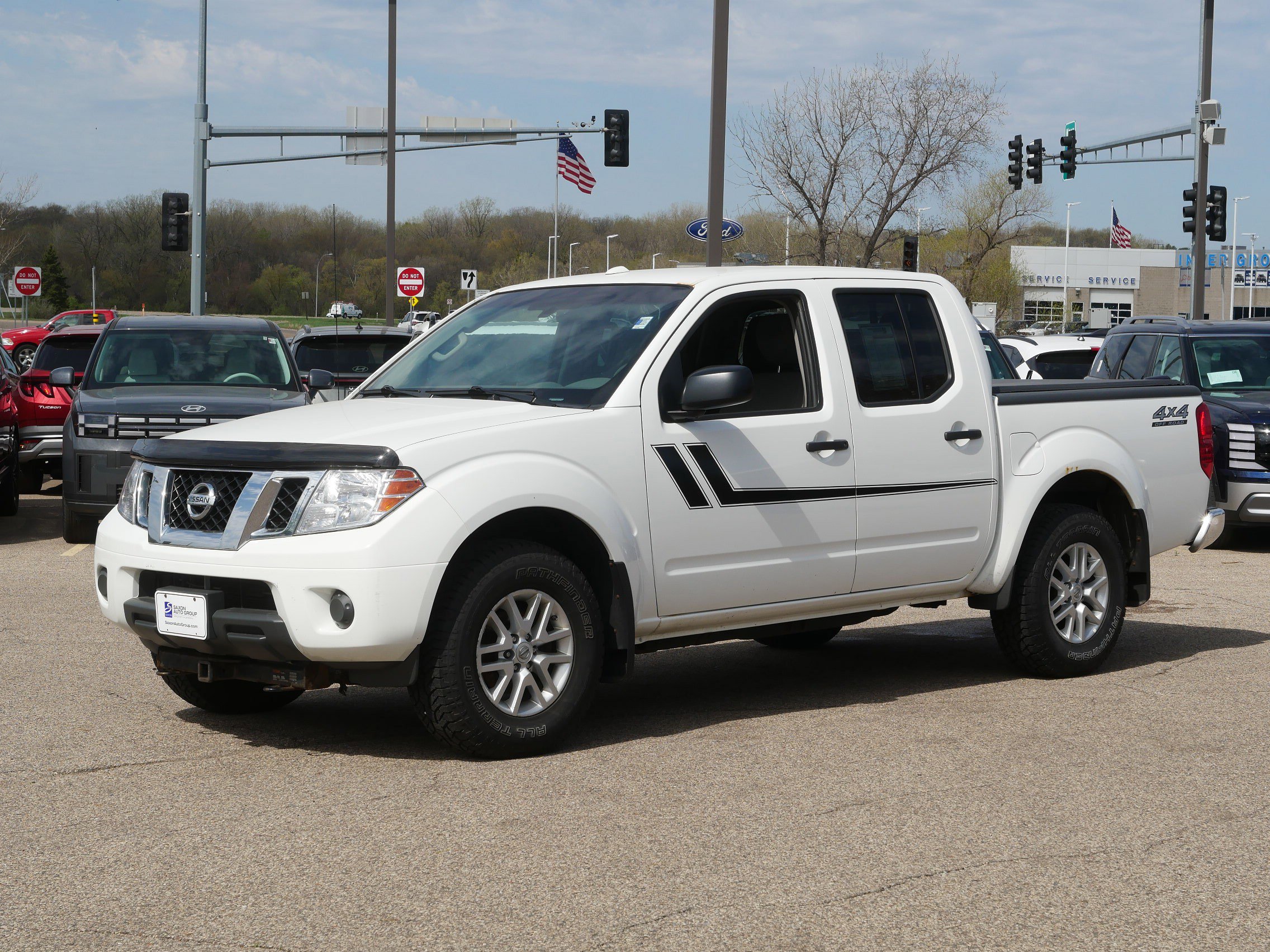 Used 2016 Nissan Frontier SV with VIN 1N6AD0EV1GN739112 for sale in Inver Grove Heights, Minnesota