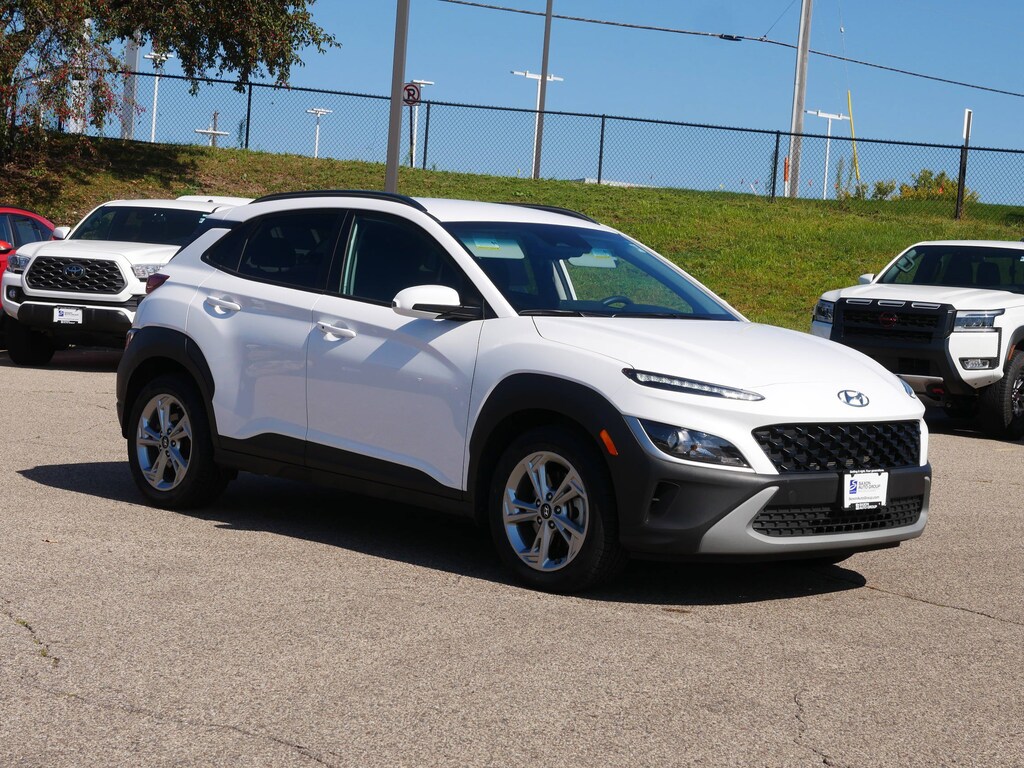 Used 2023 Hyundai Kona SEL SEL Auto AWD