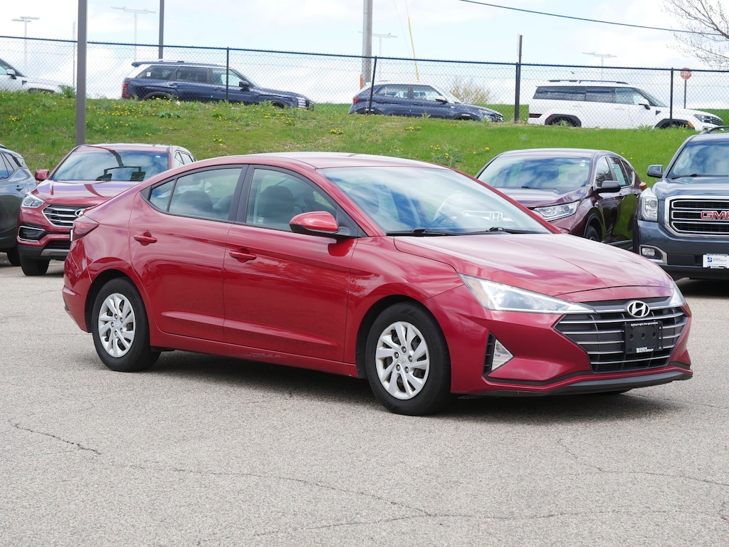 Used 2019 Hyundai Elantra SE Sedan