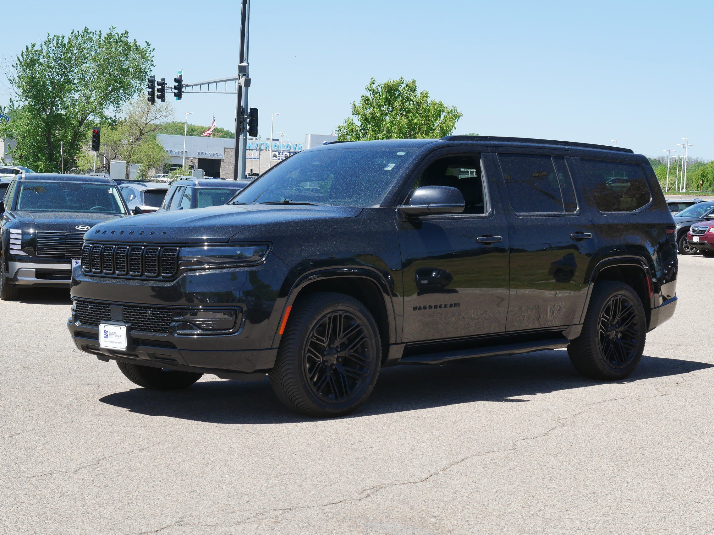 Used 2022 Jeep Wagoneer Series III with VIN 1C4SJVDT3NS217433 for sale in Inver Grove Heights, Minnesota