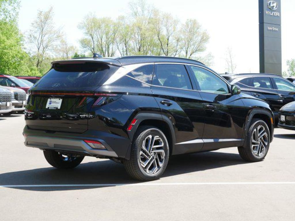 New 2026 Hyundai Tucson Limited AWD SUV