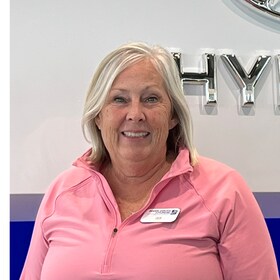 Staff member Debbie Anderson from ID_2577cc