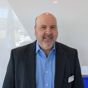Staff member Chris Hunt from ID_2577cc