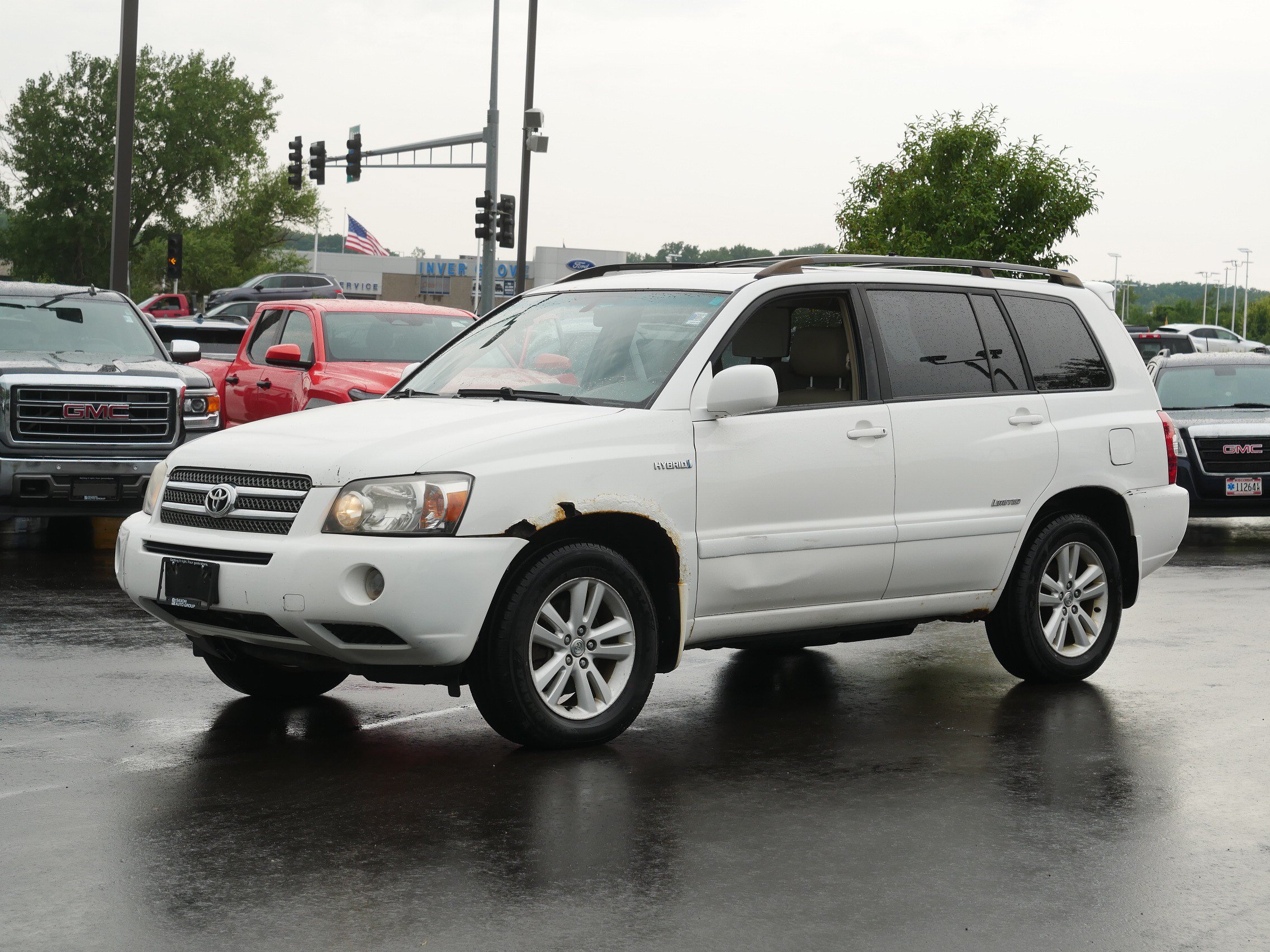 Used 2007 Toyota Highlander Hybrid with VIN JTEEW21A770042176 for sale in Inver Grove Heights, Minnesota
