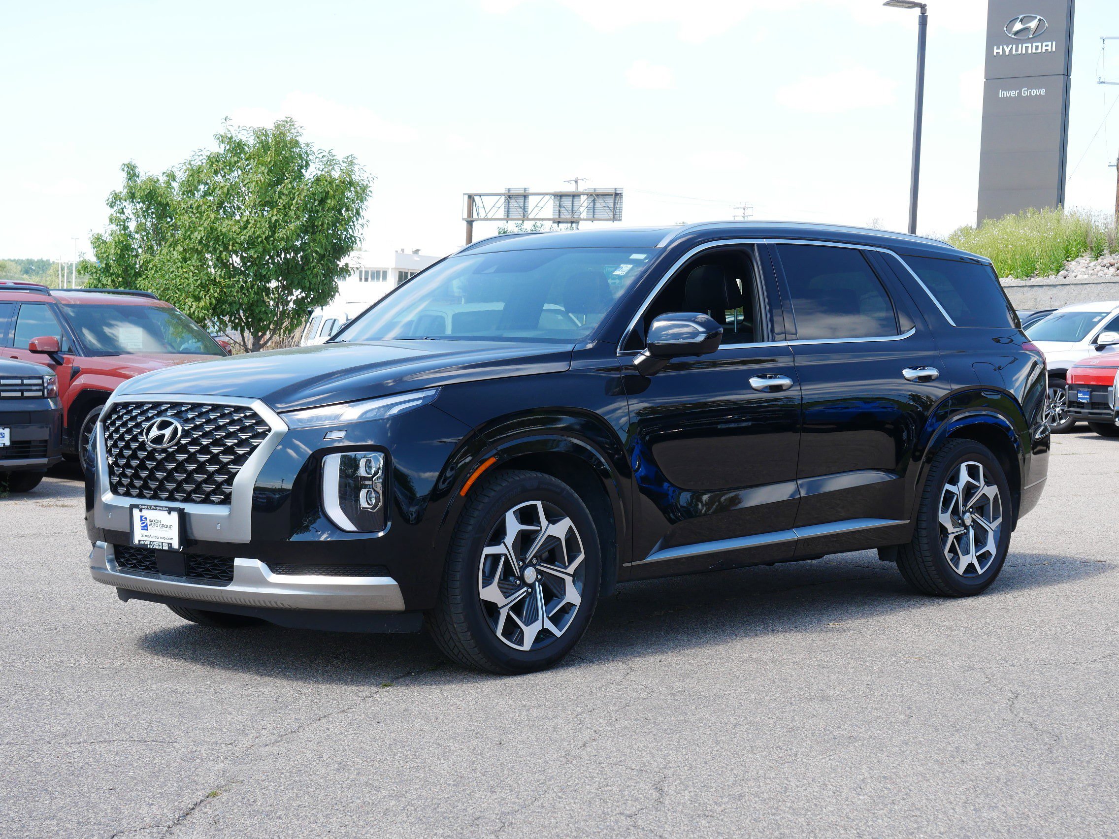 Used 2022 Hyundai Palisade Calligraphy with VIN KM8R7DHE1NU440914 for sale in Inver Grove Heights, Minnesota