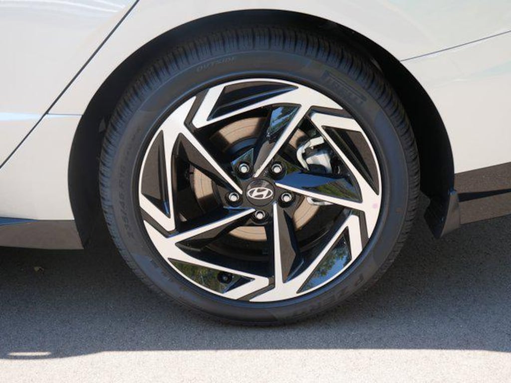 New 2026 Hyundai Sonata SEL Sedan