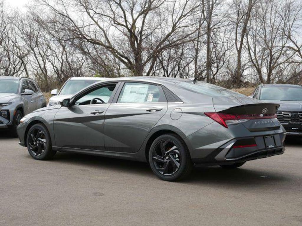 New 2026 Hyundai Elantra SEL Sport Sedan