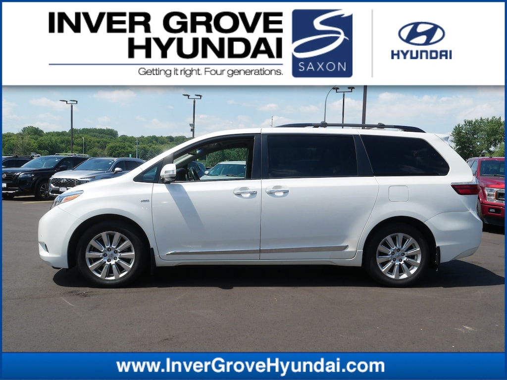 Used 2017 Toyota Sienna Limited Premium Minivan/Van